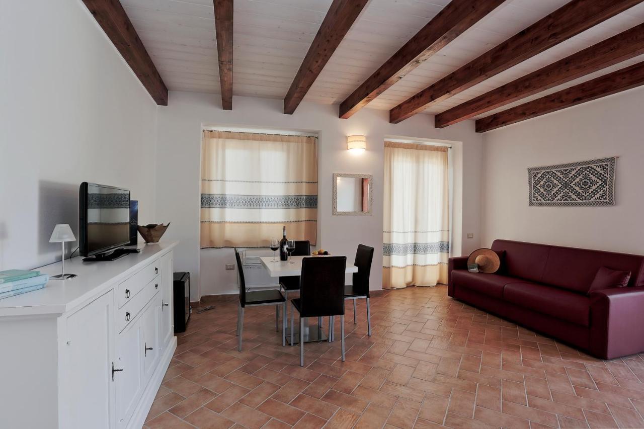 Agriturismo Casale Degli Ulivi Alghero Santa Maria la Palma Eksteriør billede